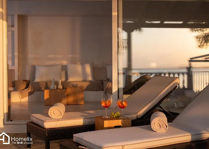 Holiday home Sandy - Seafront & Luxury Chalkida