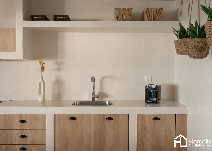 Sandy - Seafront & Luxury Holiday home *