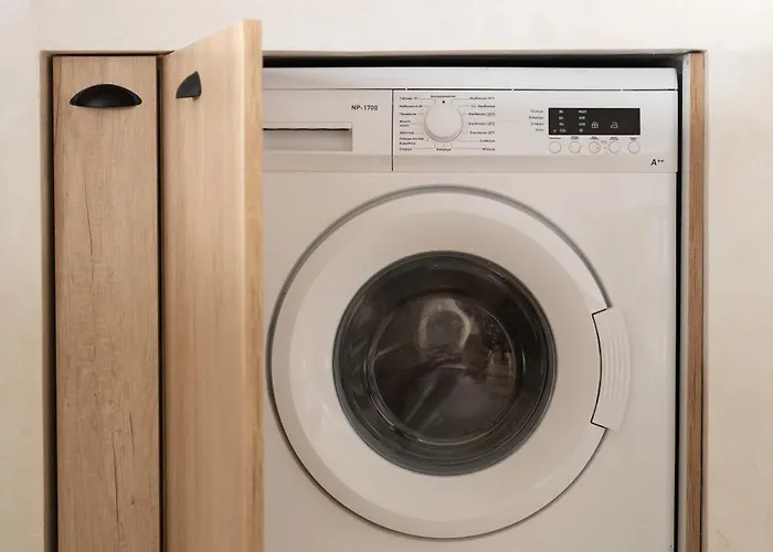 Sandy - Seafront & Luxury Holiday home