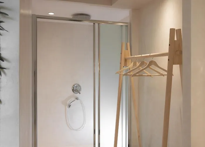 Sandy - Seafront & Luxury Holiday home *